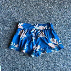 Roxy Floral Flowy shorts